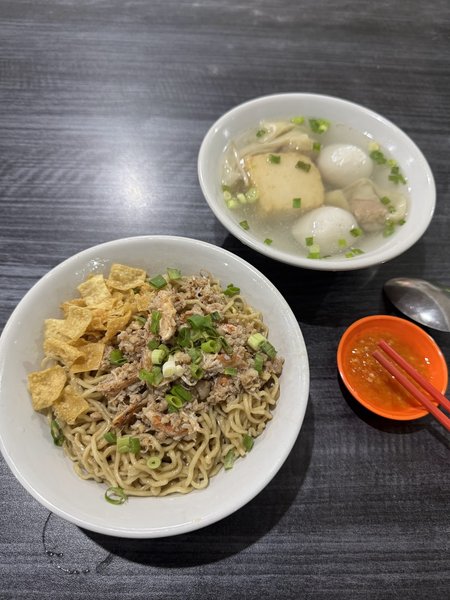 Bakmi Kepiting Akui photo 1