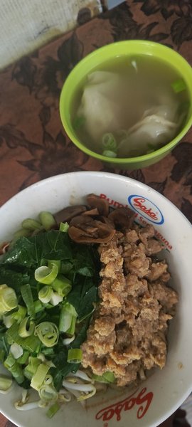Mie Ayam Merican 24 - Perum Karawaci photo 1