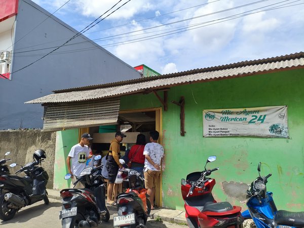 Mie Ayam Merican 24 - Perum Karawaci photo 5