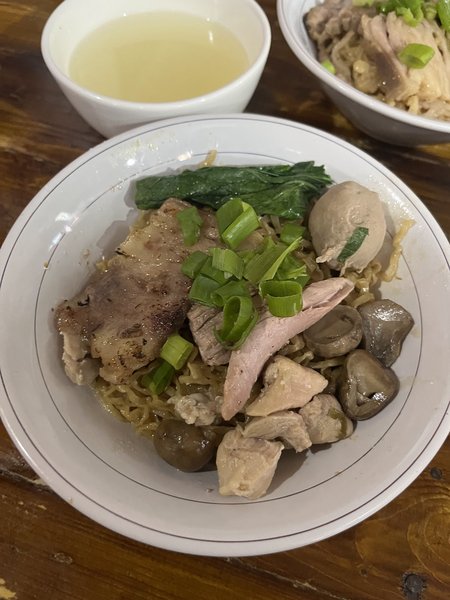 Bakmie Daging Legenda photo 2