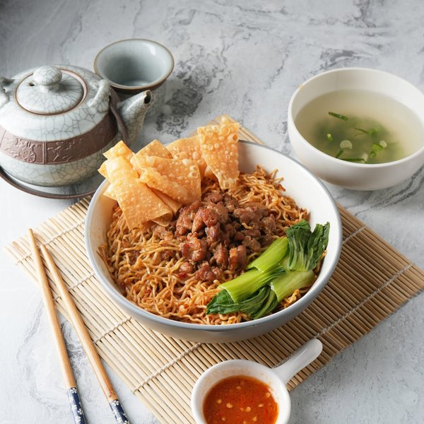 Mie Yamien Sultan photo 2