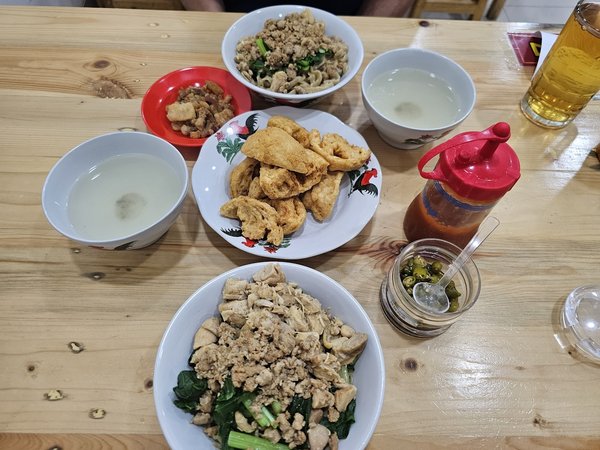 Bakmi Tiga Mama Gading Serpong photo 1