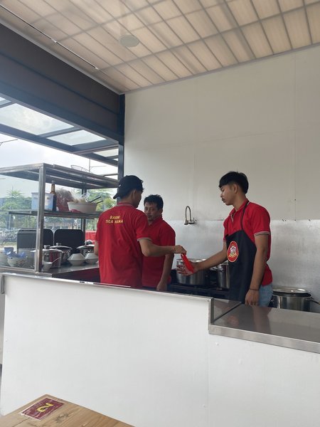 Bakmi Tiga Mama Gading Serpong photo 2