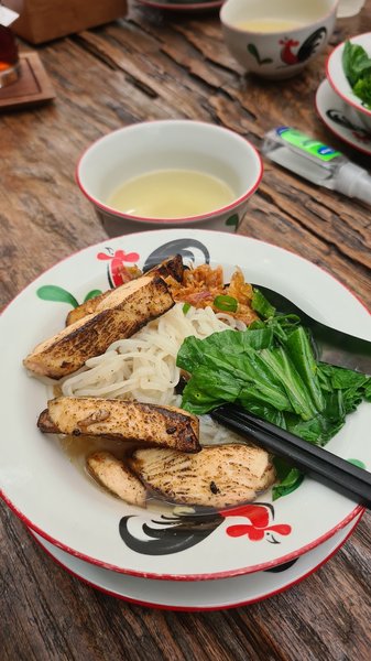 Mie Tulodong 18 photo 3