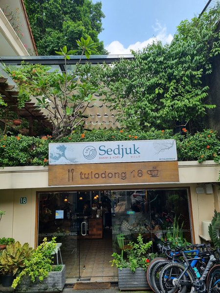 Mie Tulodong 18 photo 5