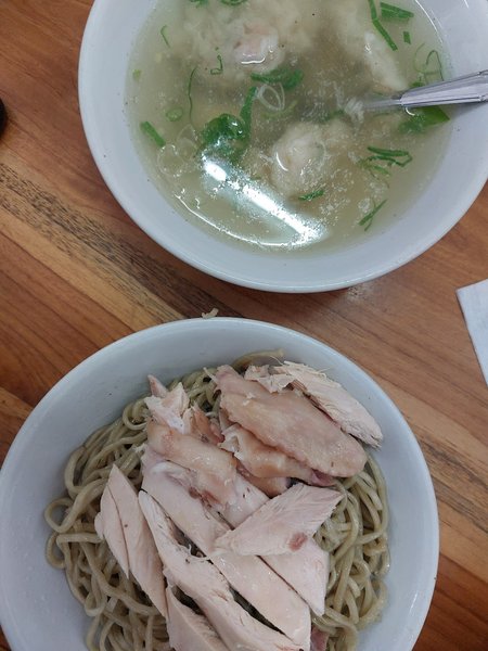 Bakmi Ayam Acang Gading Serpong photo 1