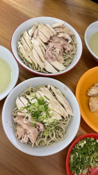 Bakmi Ayam Acang Gading Serpong photo 2