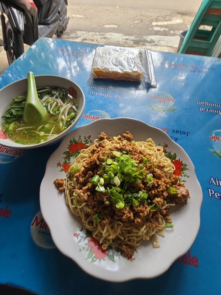 Bakmi Bangka "Aloy" Sunter photo 3