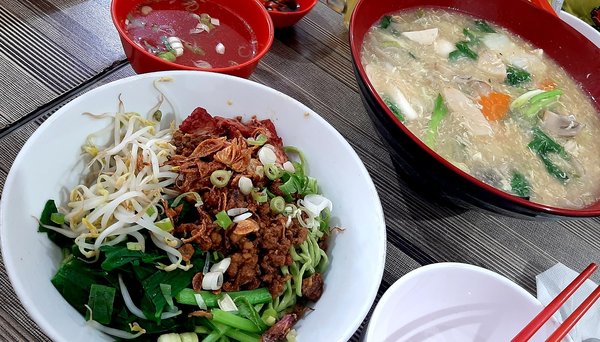 Restaurant Nyan Long - Bakmi & Chinese Food photo 2