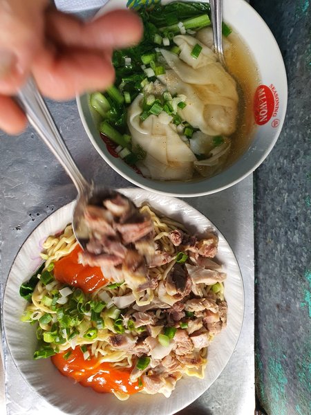 Bakmi Tenda Biru ( sejak 1990 ) photo 3