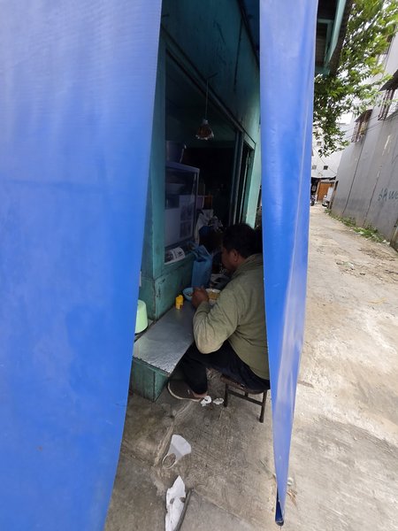 Bakmi Tenda Biru ( sejak 1990 ) photo 4