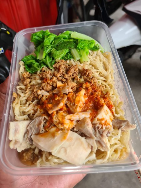 Bakmi Jembatan Tiga photo 3