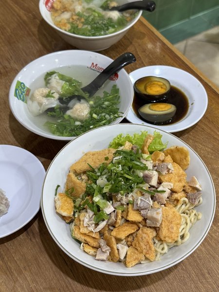 Bakmi Tan Restaurant photo 3