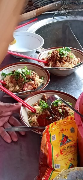 Mie Ayam Prapatan Pospol photo 3