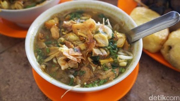 Mie Ayam Legendaris 1 Pakde Tris
