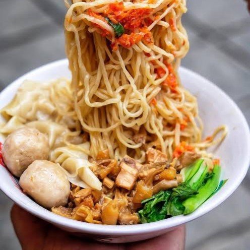 Mie Ayam Legendaris 1 Pakde Tris photo 2