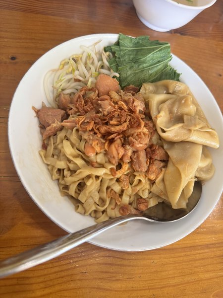 Mie Ayung GLC - Bakmi dan Kopi photo 1