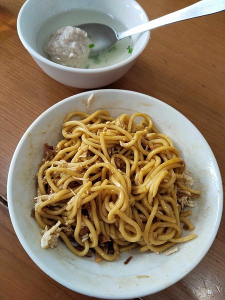 Yunsin Sawojajar photo 1