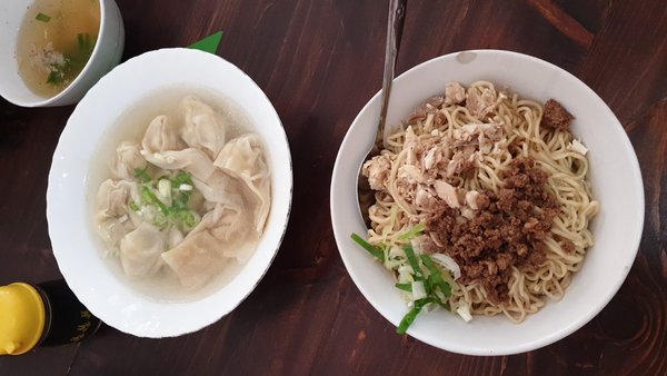BAKMI AYAM ASOEI KELAPA GADING