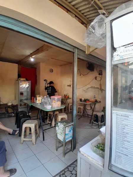 Mie ayam Bangka bang amin kebon jeruk photo 4