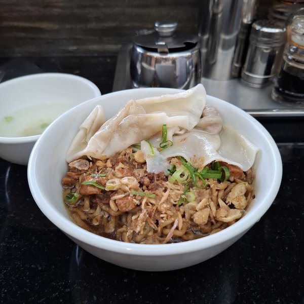 Bakmi Golek Margonda - Depok photo 2