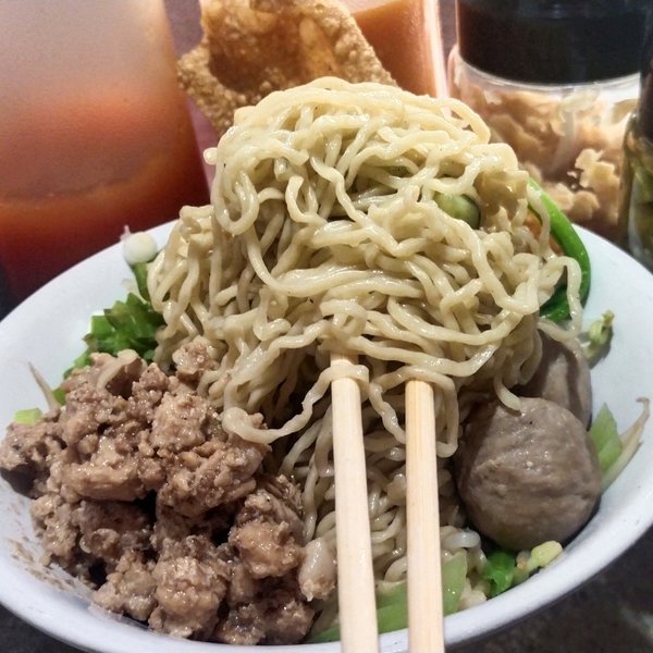 Kedai Bakmie Ayam Wiyin photo 3