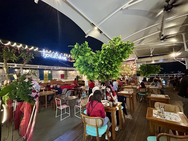 Tjerita Rasa Bakmie & Kopi ( Rooftop Cafe - Coffee - Kitchen - No Pork No Lard - Vegan Friendly) photo 4