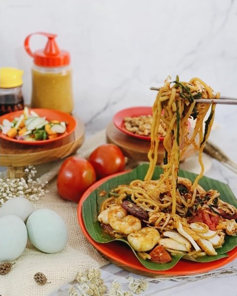 Kwetiau Arang Sister photo 2