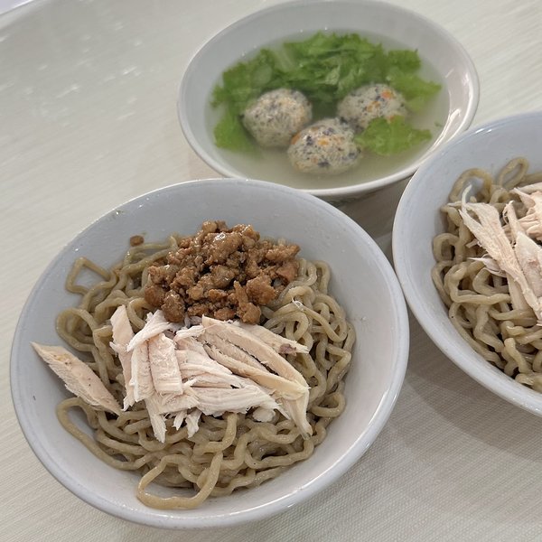 Bakmi Karet Planet Gading Serpong photo 1