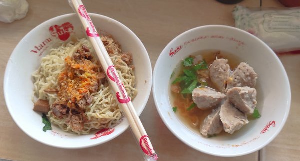 Bakmie Kwetiau Yamin Pangsit "Masadi Kwitang"