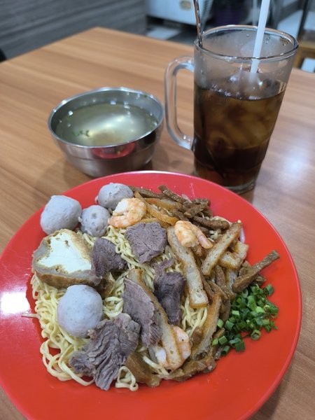 Bakmi Ace - Taman Palem Cabang Rajawali photo 2