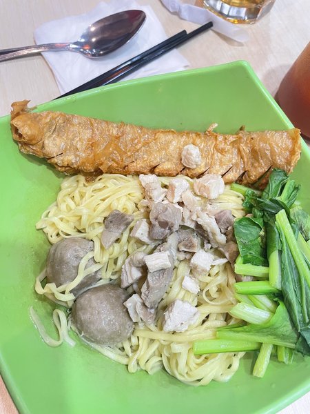 Bakmi Buncit - Green Lake City photo 2