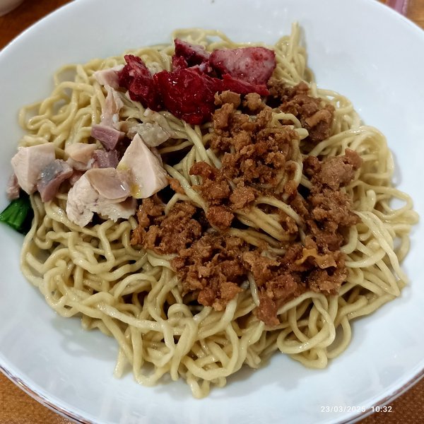 BAKMI ATHAM KELAPA GADING