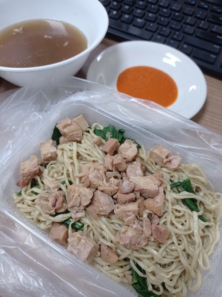 Bakmi Jumbo Gading Serpong BELAKANG SEKOLAH PENABUR photo 1