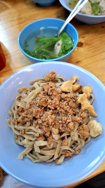 BAKMI KOUN - ARJUNA photo 2