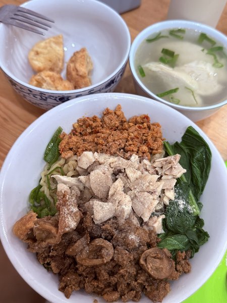 Bakmi Ayam AG Alam Sutera (Halal) photo 3