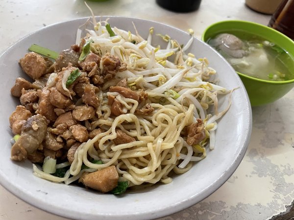 Bakmie Bangka Akiun Wijaya photo 2