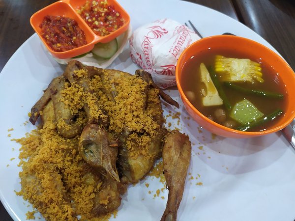 AYAM GORENG KARAWACI PESANGGRAHAN ( KEMBANGAN ) photo 2