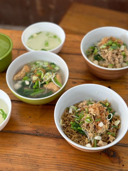 Mie Ayam Bangka Woodd photo 2