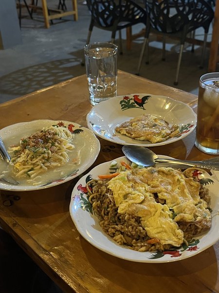 Pawon Sultan’s photo 3