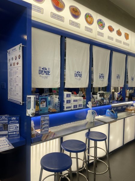 DEMIE Bakmie 69, Menteng photo 5