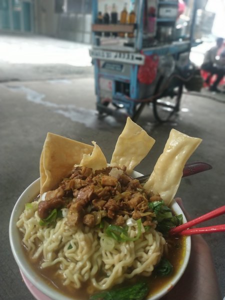 Mie Ayam Pangsit Gombong Porsi Jumbo photo 1