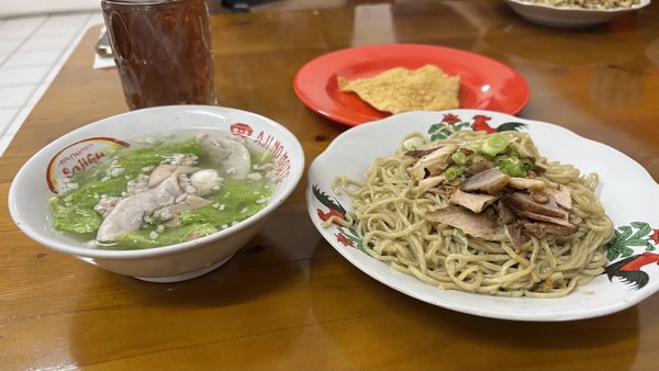 Bakmi Ahiung Khas Jambi Palem Lestari photo 3
