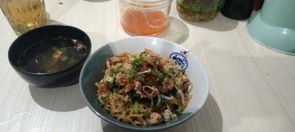 Mutiara bakmi ayam Bangka cabang gading Serpong photo 1