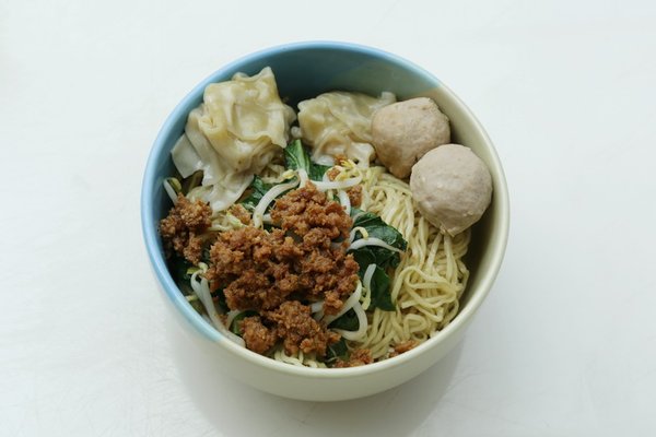 Miato Karawaci. Mie Bangka Bumbu Ayam. Rajanya Mie Ceker photo 2