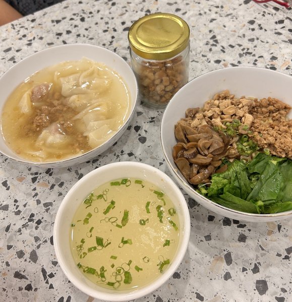 Bakmi Vin’s photo 3