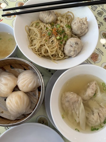 丰盛港式饭面家 Fong Sheng Hongkong Bakmie.Steam Nasi Green Lake City Tangerang photo 3