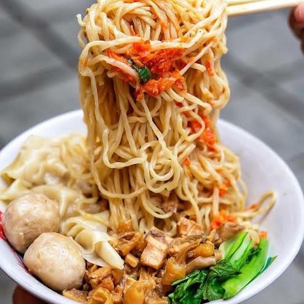 Mie Ayam dan Bakso Gajah Mungkur Karno(mie ayam jumbo) photo 3