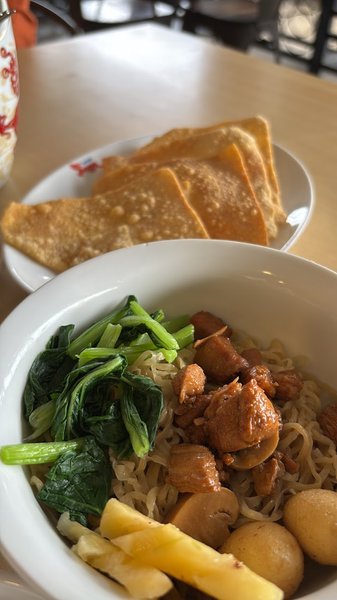 Bakmi Naga Resto - Mega Bekasi Hypermall