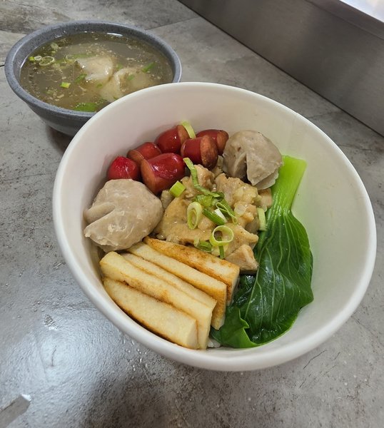 Kedai Bakmi BonBon photo 1